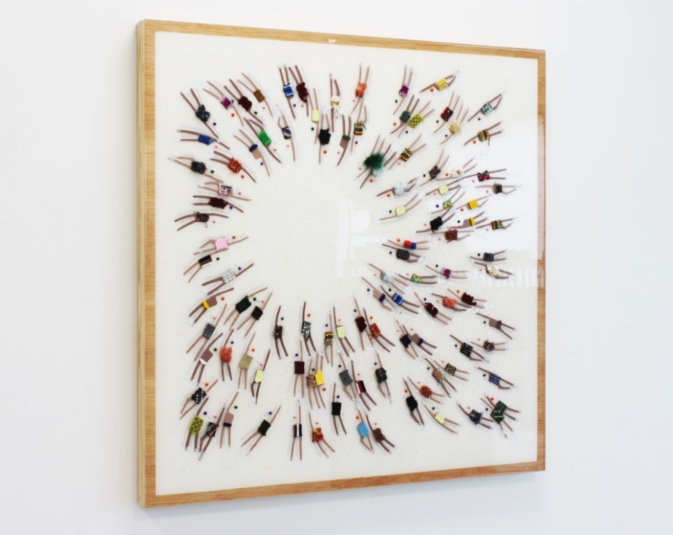 RUBEN ARTIST - Swimmers 233 - Swimmers Circular Composition of Swimmers framed in Modern White Coral Abstract Seascape Mediana RUBEN ARTIST - Swimmers 233 - Swimmers Circular Composition of Swimmers framed in Modern White Coral Abstract Seascape Mediana