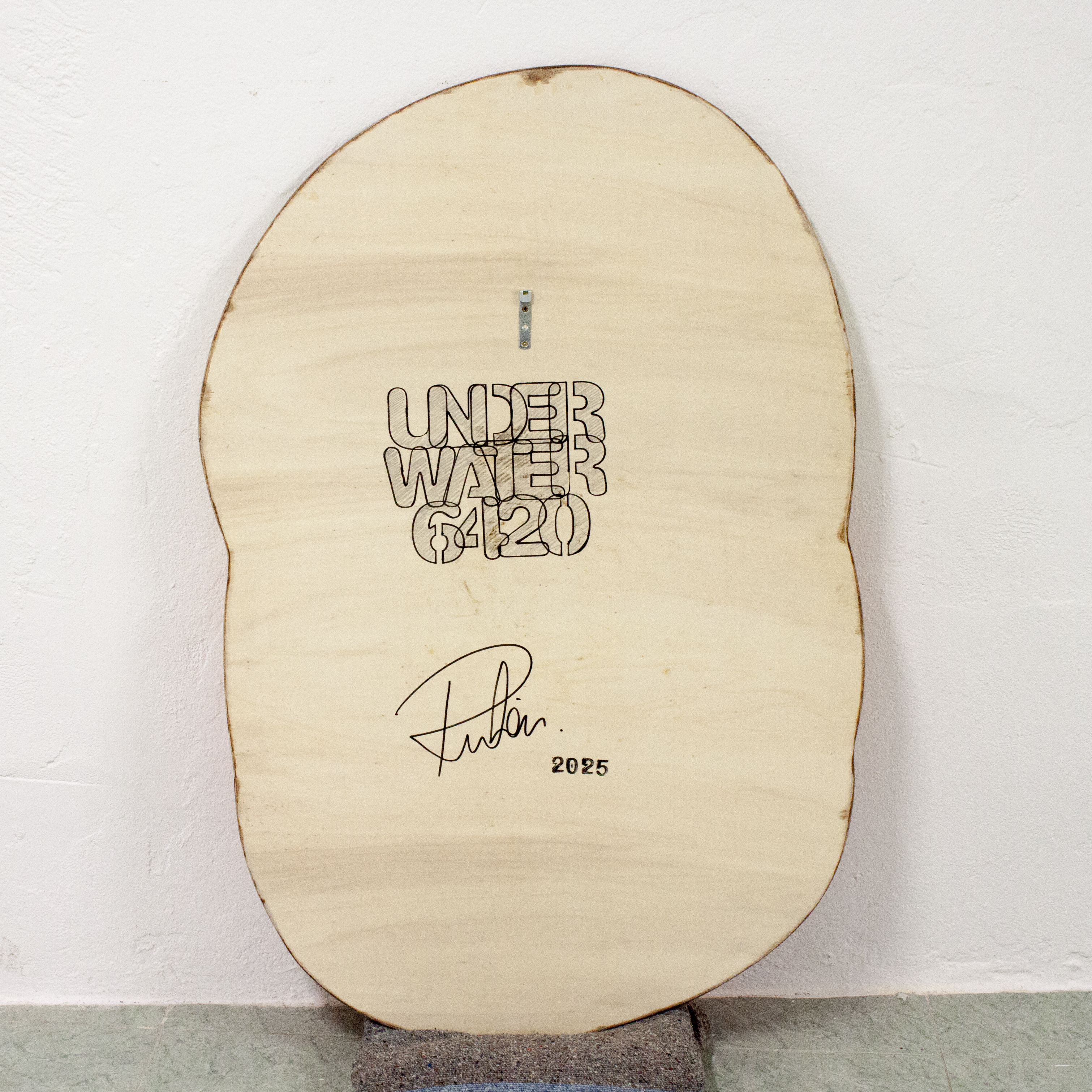 RUBEN ARTIST - UnderWater 6420 - UnderWater Rays of Sun Melting into Resin RUBEN ARTIST - UnderWater 6420 - UnderWater Rays of Sun Melting into Resin