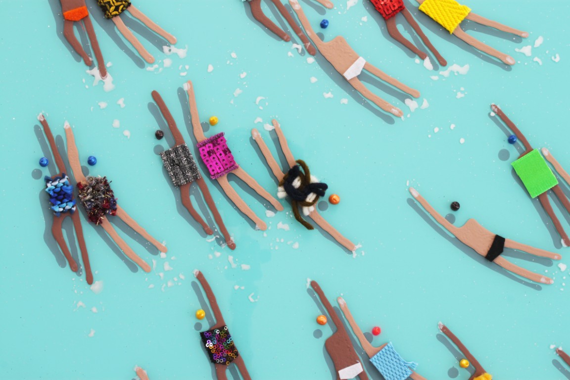 RUBEN ARTIST - Swimmers 174 - Swimmers Swirls of Liberty in aquamarine currents evoking open water spirit and connection Mediana RUBEN ARTIST - Swimmers 174 - Swimmers Swirls of Liberty in aquamarine currents evoking open water spirit and connection Mediana