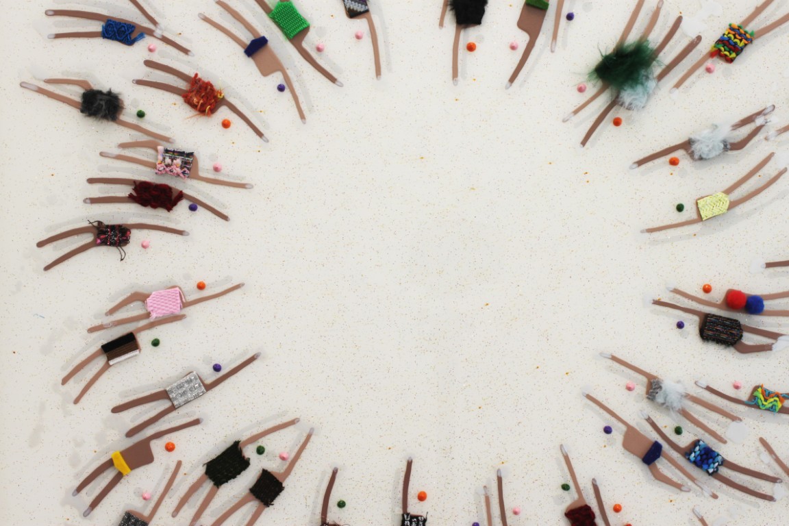 RUBEN ARTIST - Swimmers 233 - Swimmers Frame of Modern Art with Swimmers in Circular White Coral Abstract Sea Design Mediana RUBEN ARTIST - Swimmers 233 - Swimmers Frame of Modern Art with Swimmers in Circular White Coral Abstract Sea Design Mediana