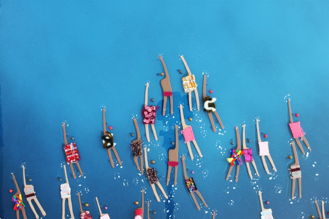 RUBEN ARTIST - Swimmers 542 - Swimmers Vivid Pink Against Deep Blue Swimmers Abstract Movement Mediana RUBEN ARTIST - Swimmers 542 - Swimmers Vivid Pink Against Deep Blue Swimmers Abstract Movement Mediana